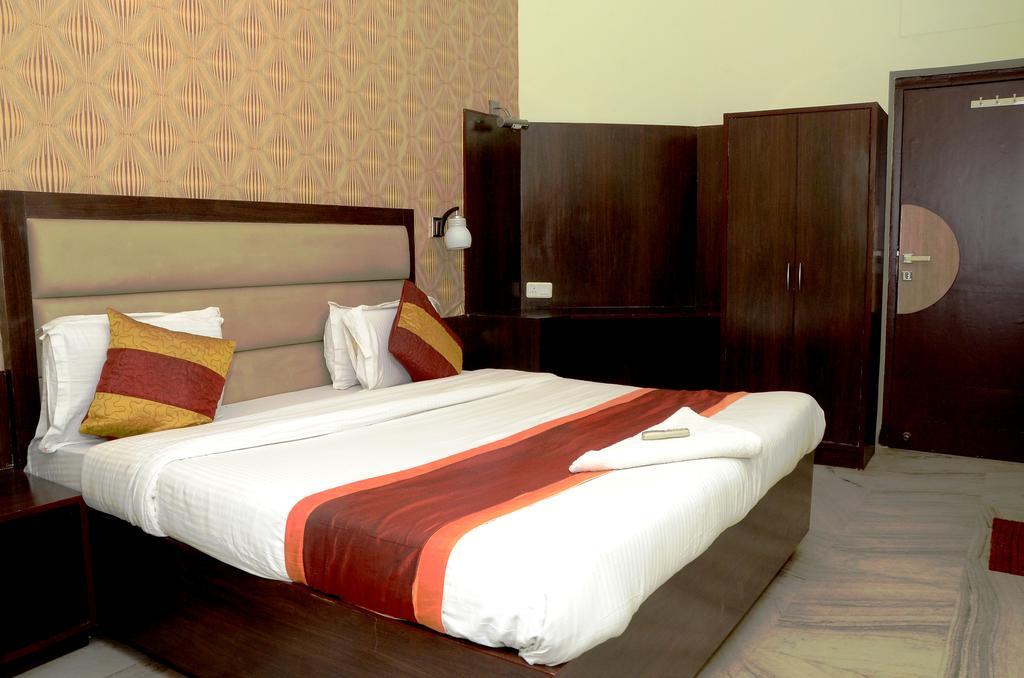 Hotel Kartikey Jaipur Exterior photo