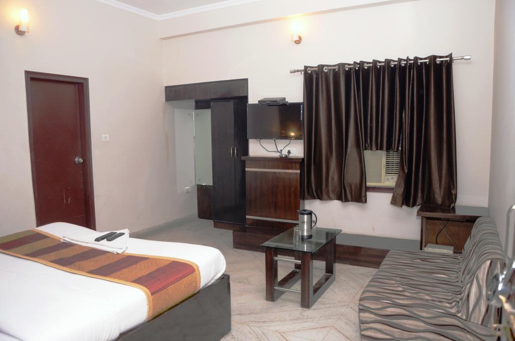 Hotel Kartikey Jaipur Exterior photo